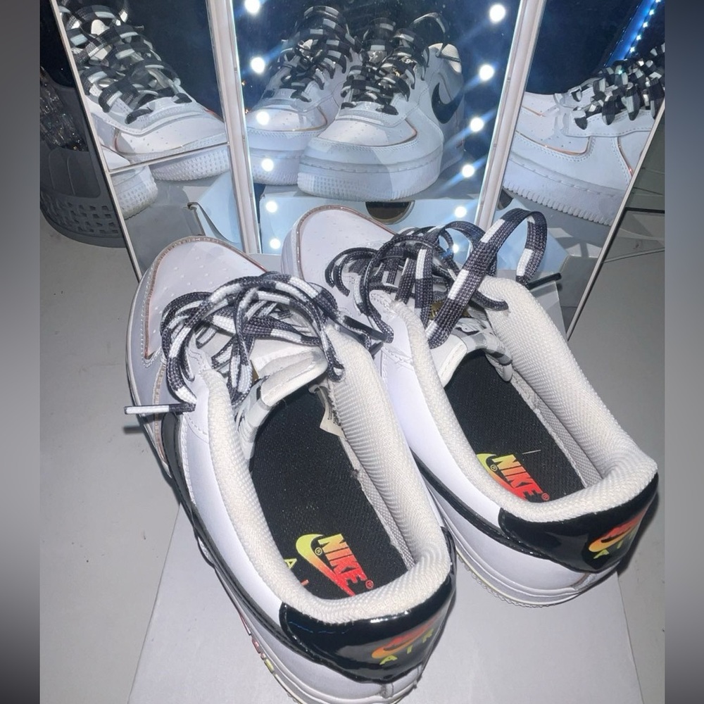 Selling a nike air force 1 (GS) white/black-bright crimson blanc